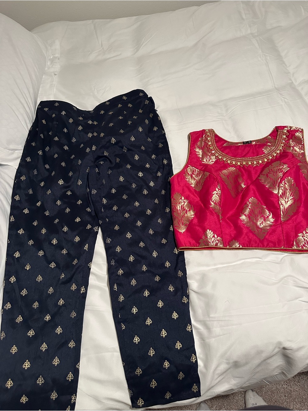 Women's Pink and Navy Ethnic Kurta Set with Gold Motifs